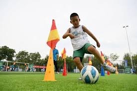 来者不善，柔佛新山马来超9场全胜，打入48球仅丢3球